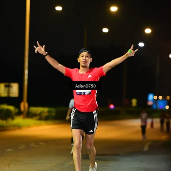 Runner Photo 7708505