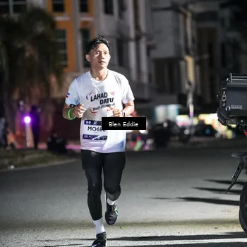 Runner Photo 7708518