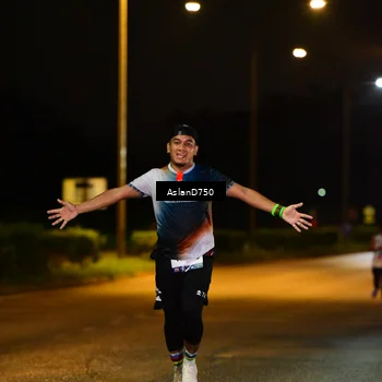 Runner Photo 7708538