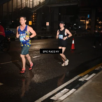 Runner Photo 7708540