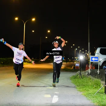 Runner Photo 7708549