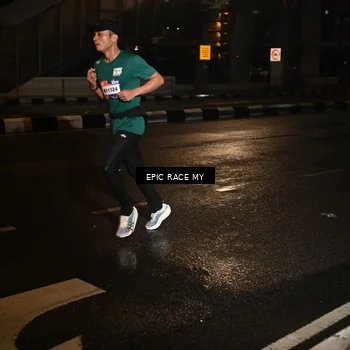 Runner Photo 7708555