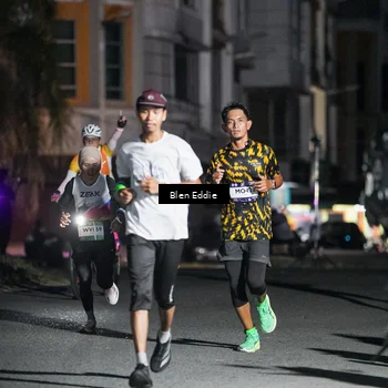 Runner Photo 7708559