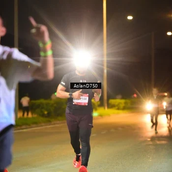 Runner Photo 7708562