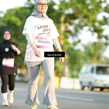 Runner Photo 7708563