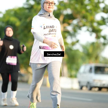 Runner Photo 7708572