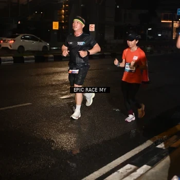 Runner Photo 7708589