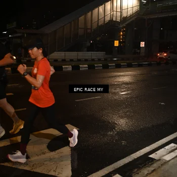Runner Photo 7708593