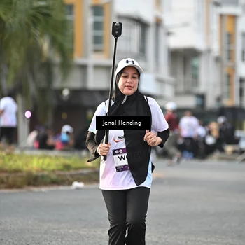 Runner Photo 7708595