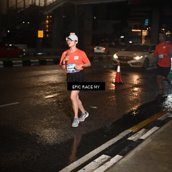 Runner Photo 7708621