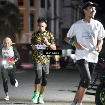 Runner Photo 7708635
