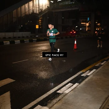 Runner Photo 7708642