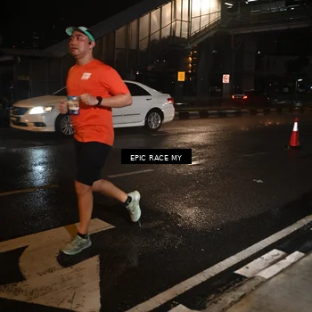 Runner Photo 7708644