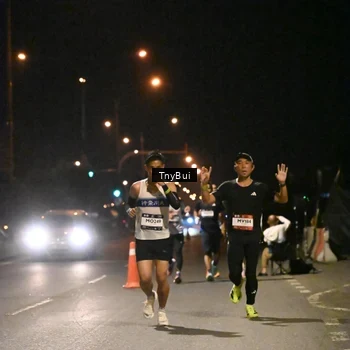 Runner Photo 7708669