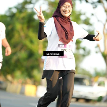 Runner Photo 7708672