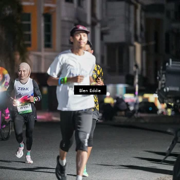 Runner Photo 7708680