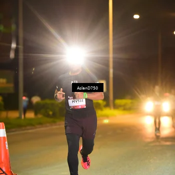 Runner Photo 7708684