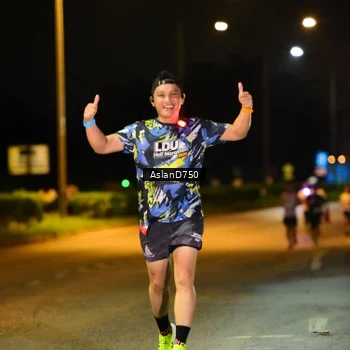 Runner Photo 7708691