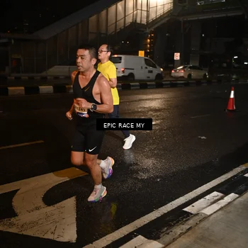 Runner Photo 7708696
