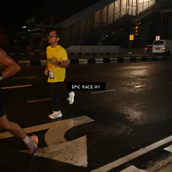 Runner Photo 7708697