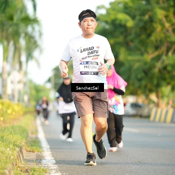 Runner Photo 7708698