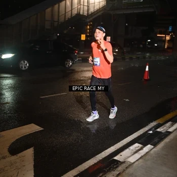 Runner Photo 7708712