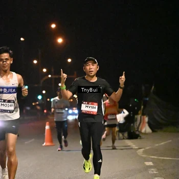 Runner Photo 7708718