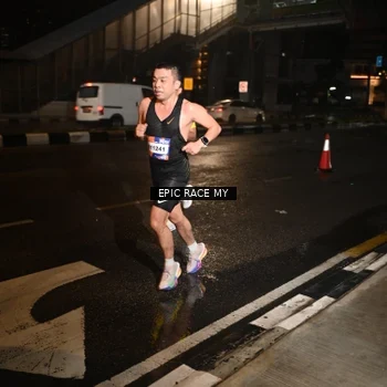 Runner Photo 7708719