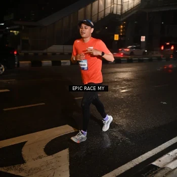 Runner Photo 7708720