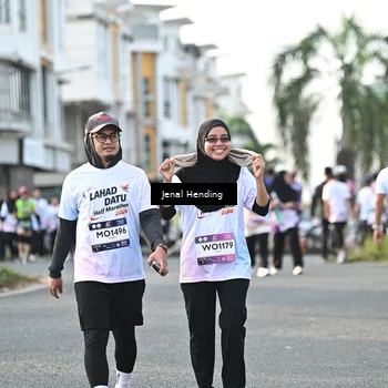 Runner Photo 7708738