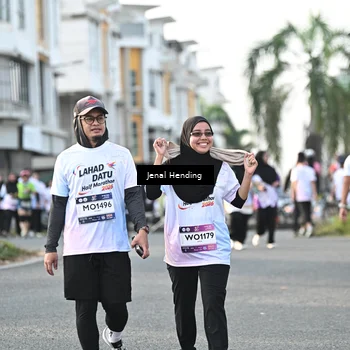 Runner Photo 7708751
