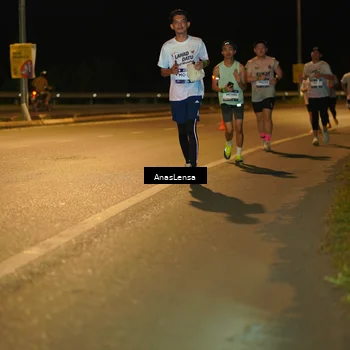 Runner Photo 7708762
