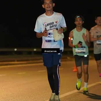 Runner Photo 7708763