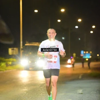 Runner Photo 7708767