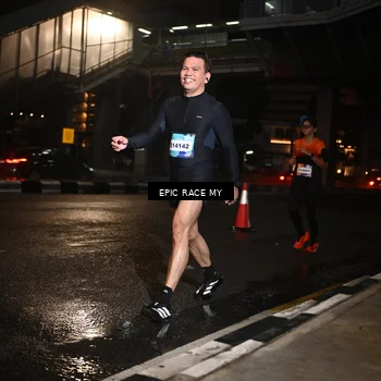 Runner Photo 7708802
