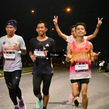 Runner Photo 7708803