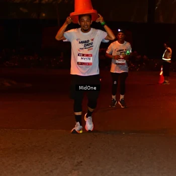 Runner Photo 7708804