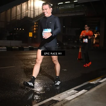 Runner Photo 7708813