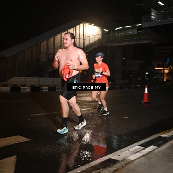 Runner Photo 7708814