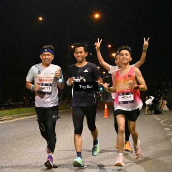 Runner Photo 7708826