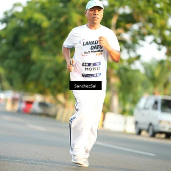 Runner Photo 7708833