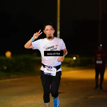 Runner Photo 7708837