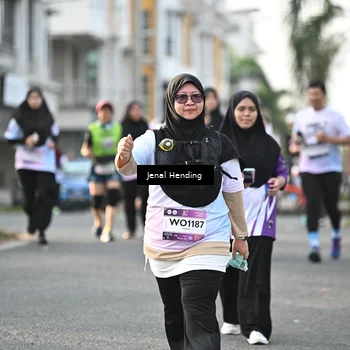 Runner Photo 7708838