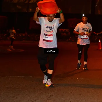 Runner Photo 7708840