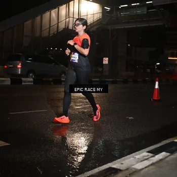 Runner Photo 7708865
