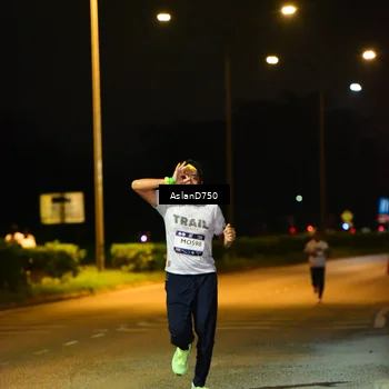 Runner Photo 7708874