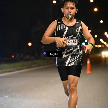 Runner Photo 7708895