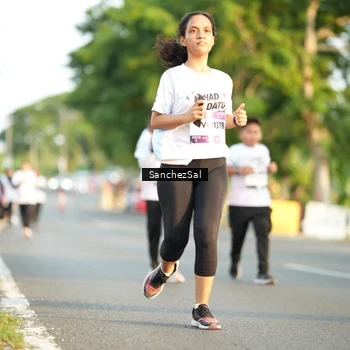 Runner Photo 7708897