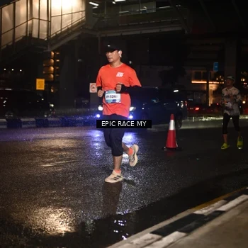 Runner Photo 7708925