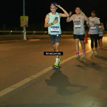 Runner Photo 7708928